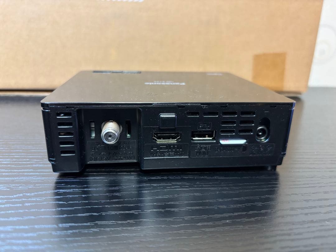 Panasonic ポータブルテレビ UN-15L12H 地上/BS/110度