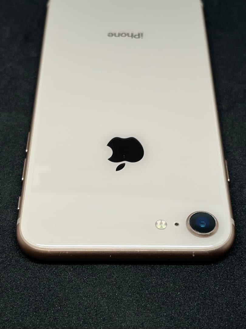 iPhone 8 256GB Gold 本体のみ