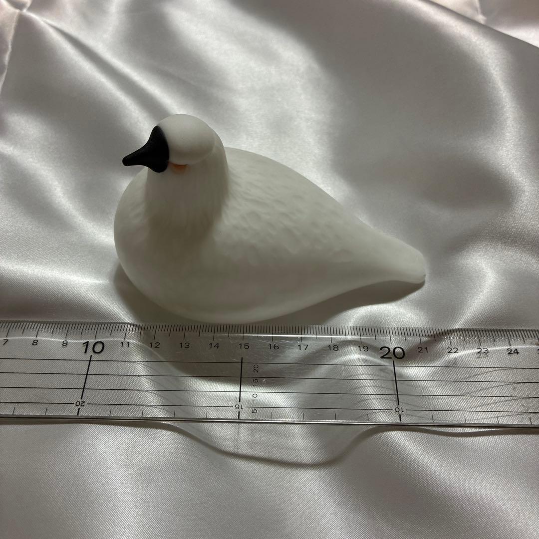 ホワイト水鳥のガラス置物　イッタラ　オイバトイッカ