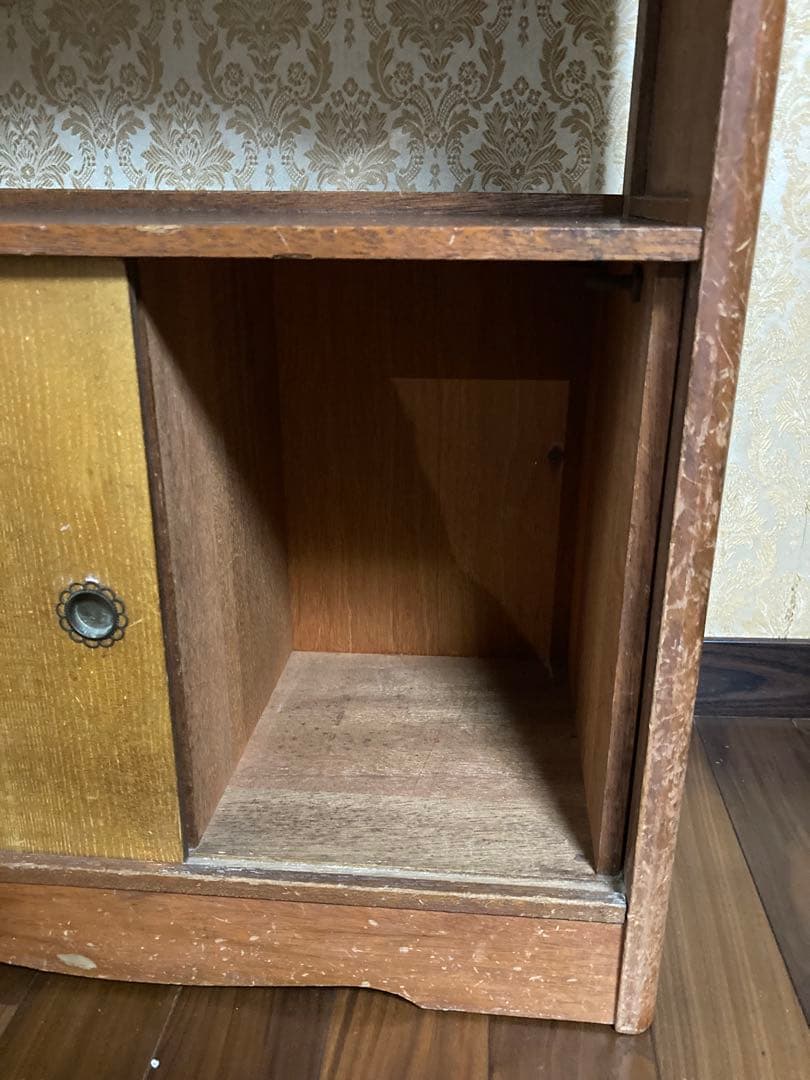 送料込【昭和レトロ アンティーク】本棚 ブックシェルフ 透かし彫り