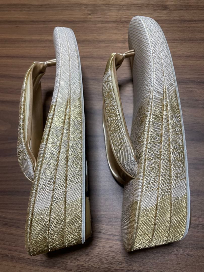 和装用　礼装　佐賀錦　Ｍ〜Ｌサイズ　留袖用 日本製 草履バッグ ゴールド 花柄