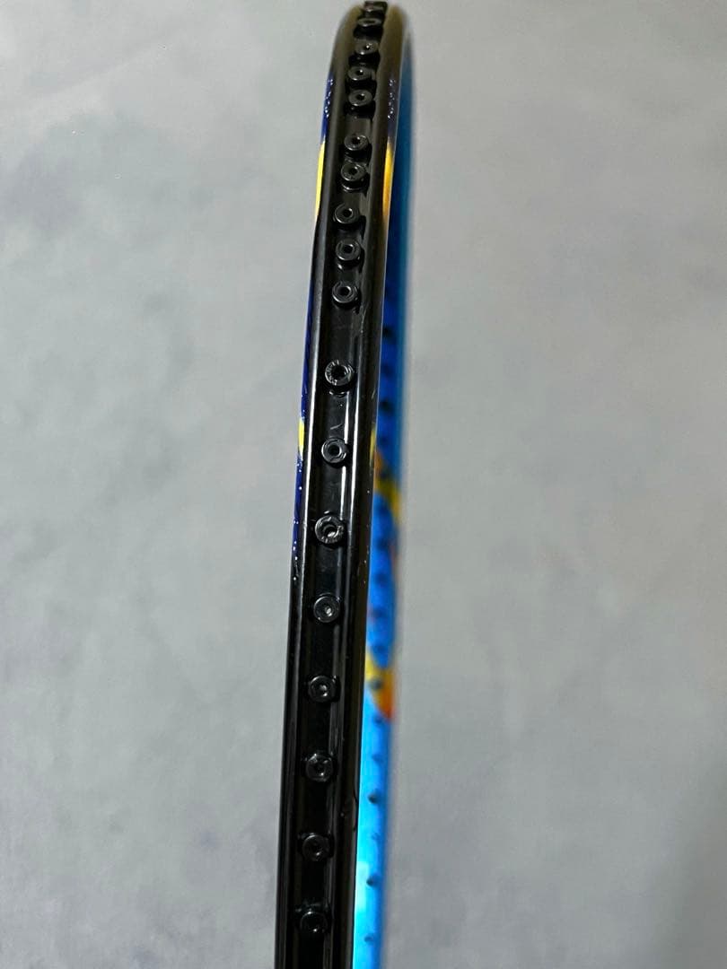 YONEX アストロクス77バドミントンラケットASTROX77青
