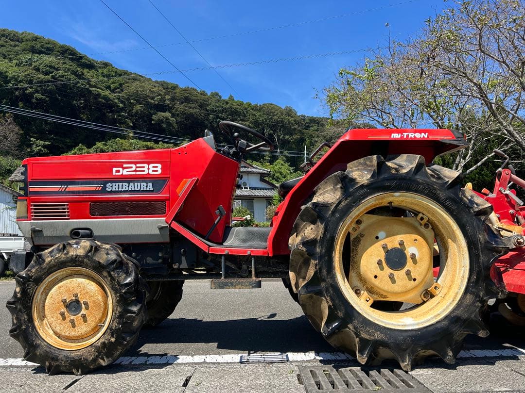 宮崎　シバウラ　トラクター 23馬力 4WD 自動水平 逆転PTO パワステ
