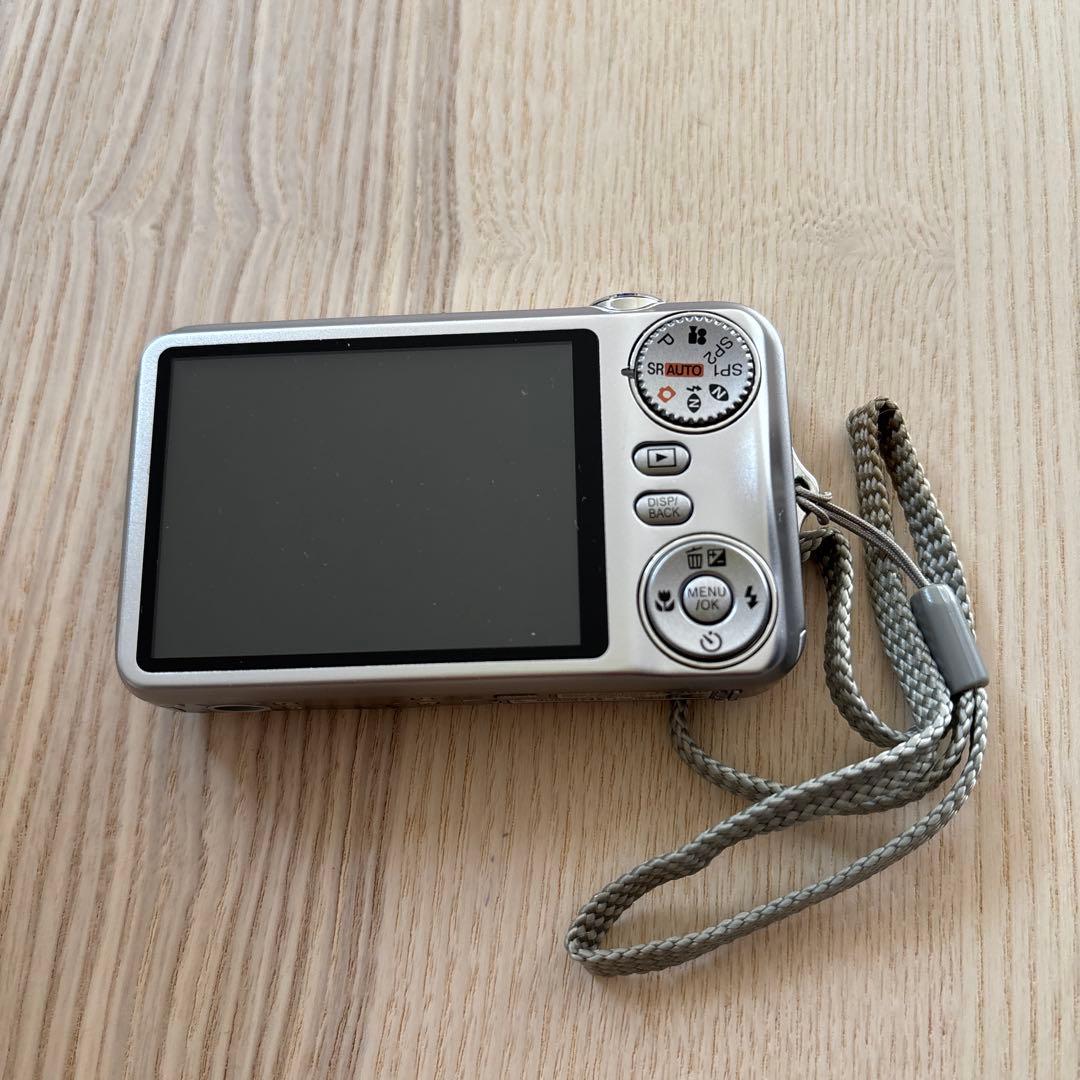 FUJIFILM FINEPIX JX200 シルバー