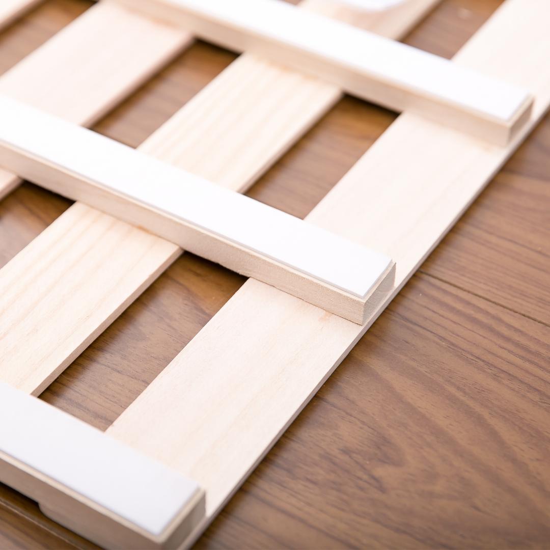 すのこベッド　折りたたみ　天然桐四つ折りベッドフレーム　木製ダブル4折桐木床 D