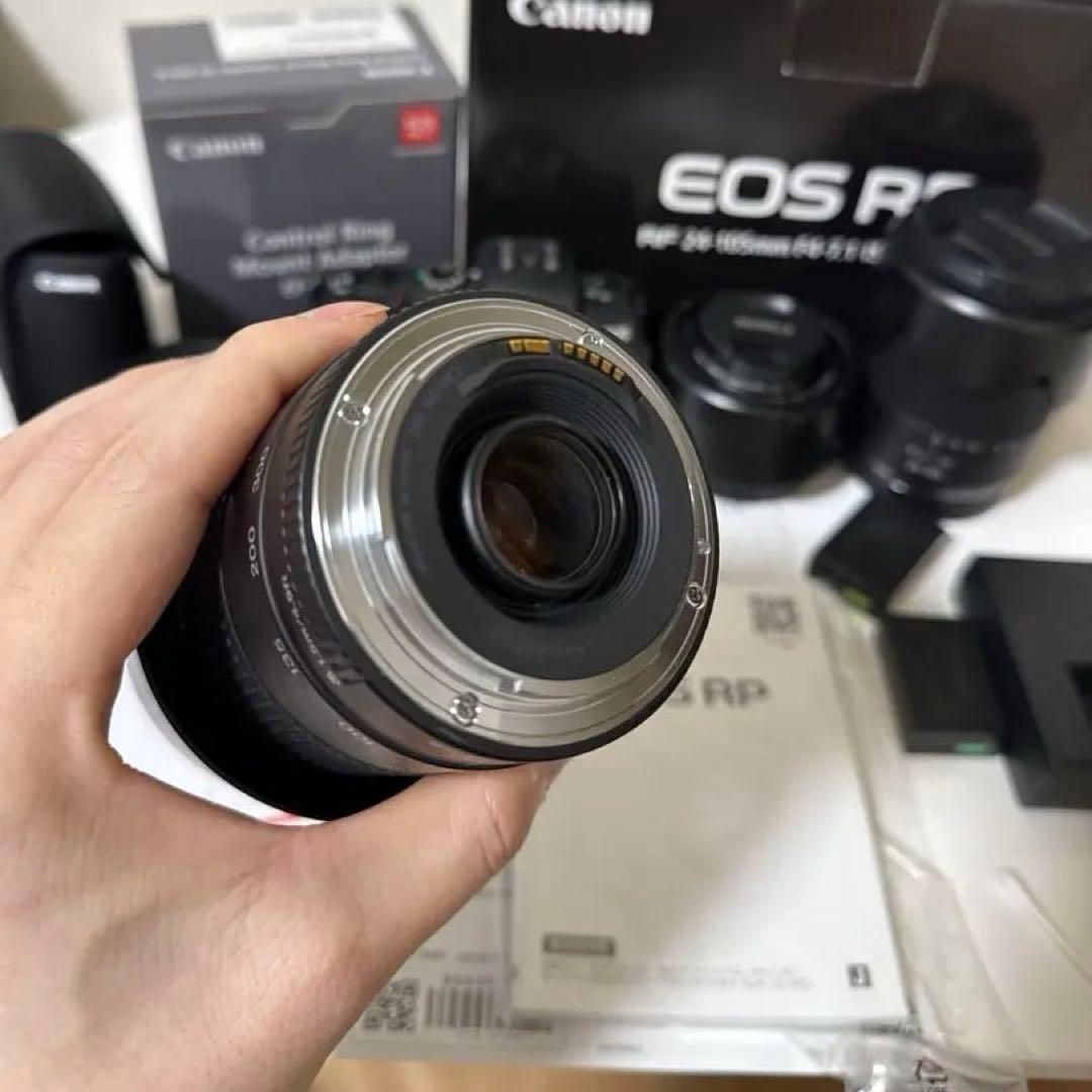 【美品】Canon EOS RP ミラーレス一眼 レンズ付き