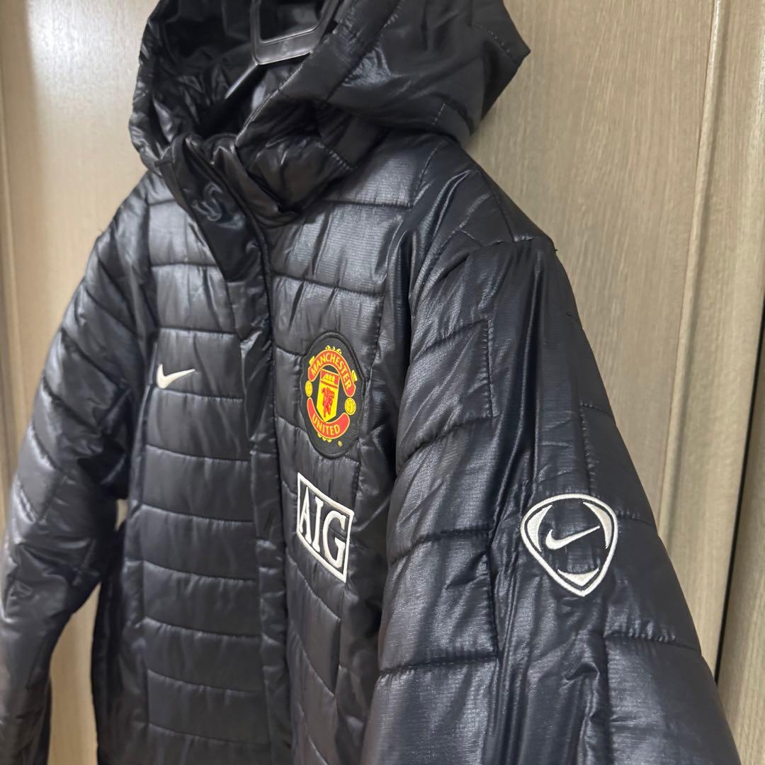 ナイキ製 マンチェスターユナイテッド中綿ジャケット Mサイズ/ブラック/刺繍