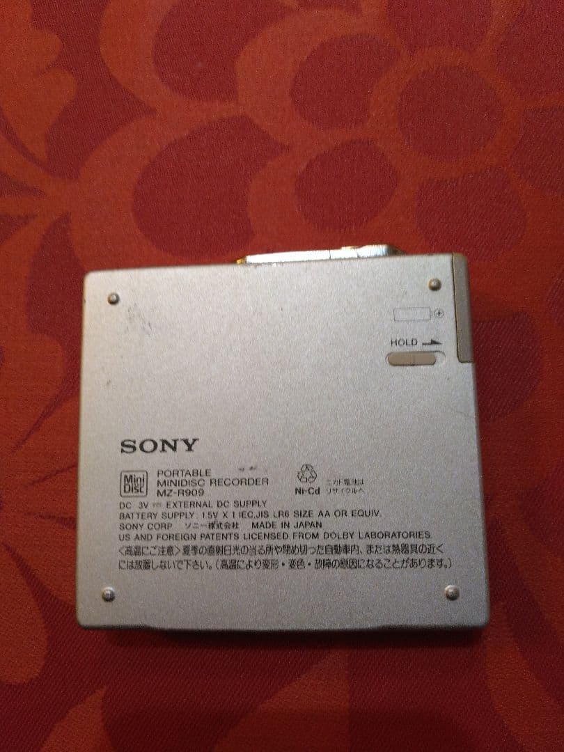 ◆◇ソニー SONY MDウォークマンMZ-R909 録音・再生 動作品◆◇