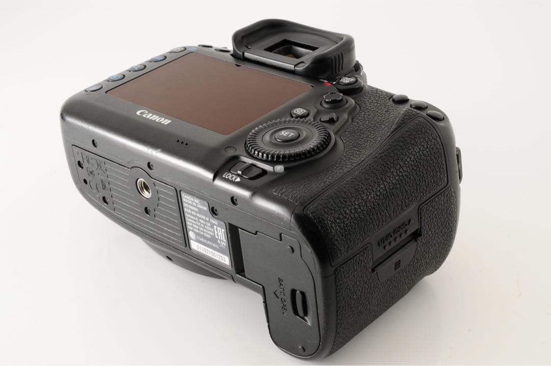 キャノン Canon EOS 5D Mark IV デジタル一眼