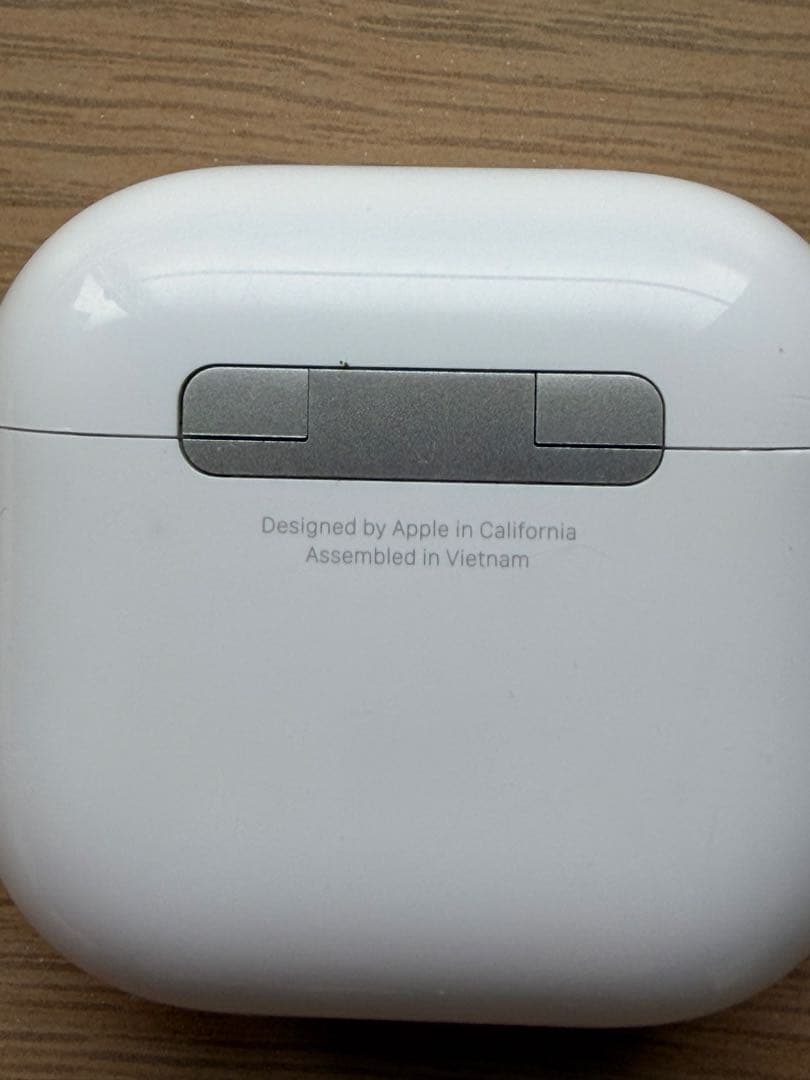 p*8様 AirPods 4 ANC 本体