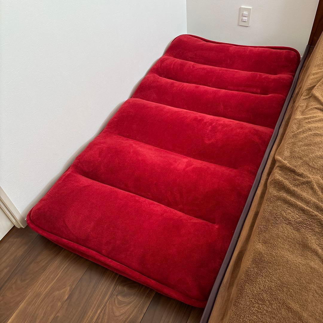 ベルーナ　座椅子