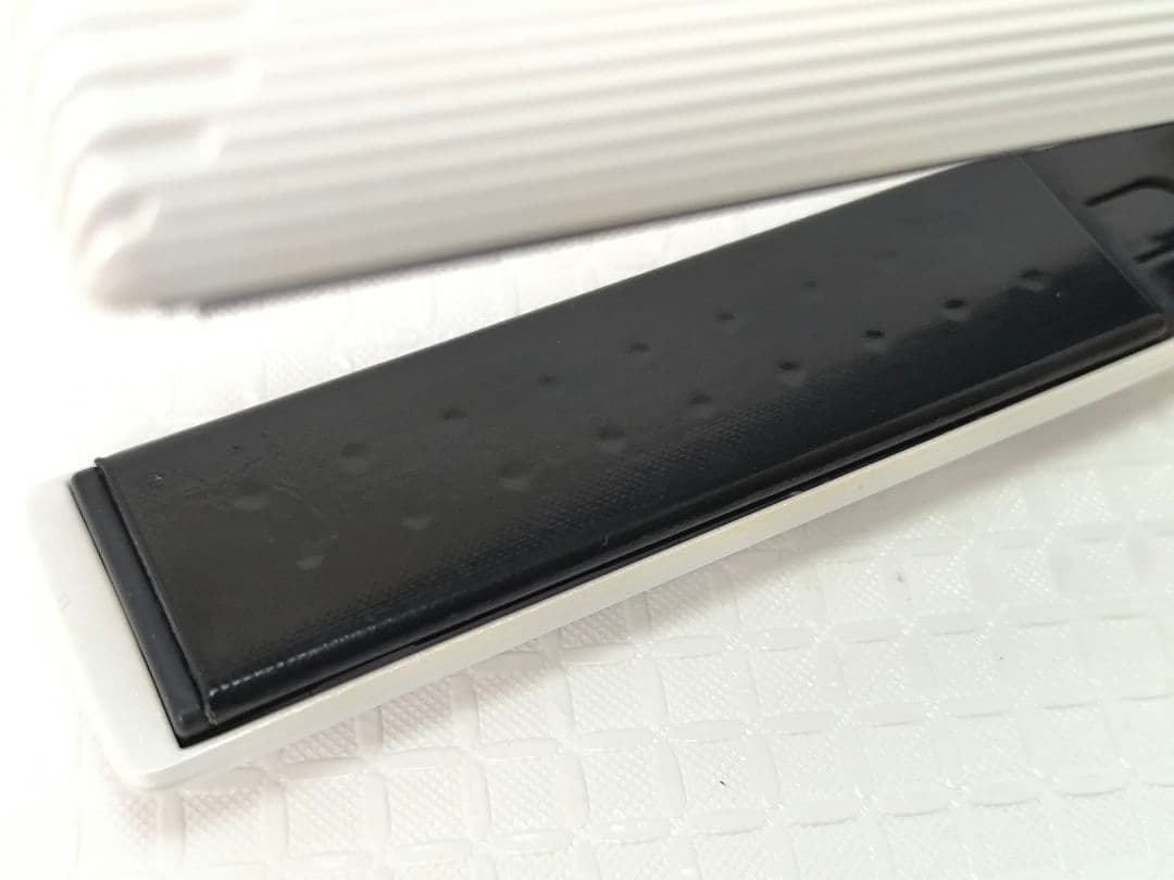 23年製 正規品　ReFaリファ ビューテック ストレートアイロン　2