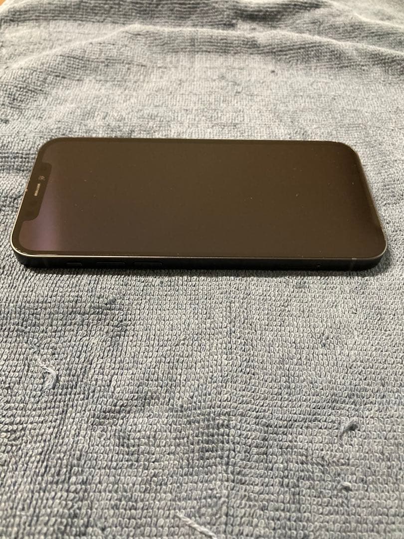 Apple iPhone 12 ブラック 本体 64GB