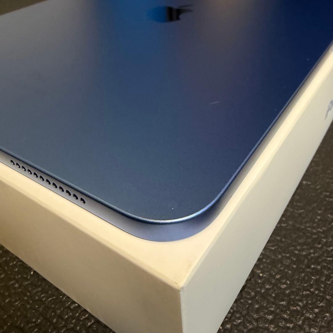 【美品】iPad第10世代64GBブルーWi-Fiモデル(付属品未使用)