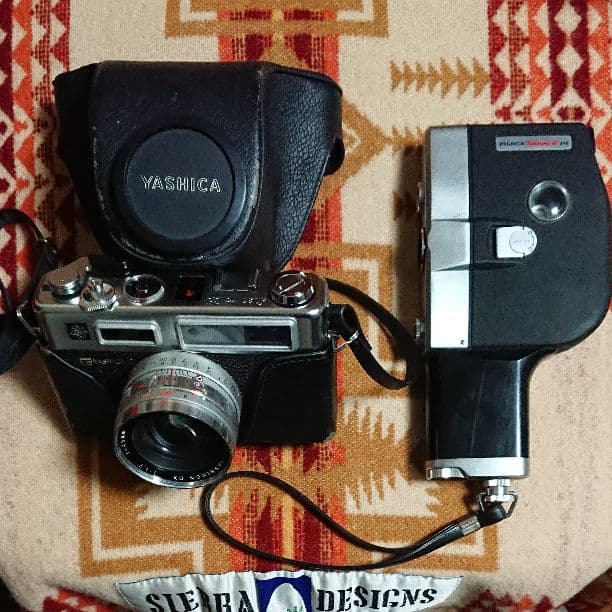 ヤシカの一眼とフジのハチミリ