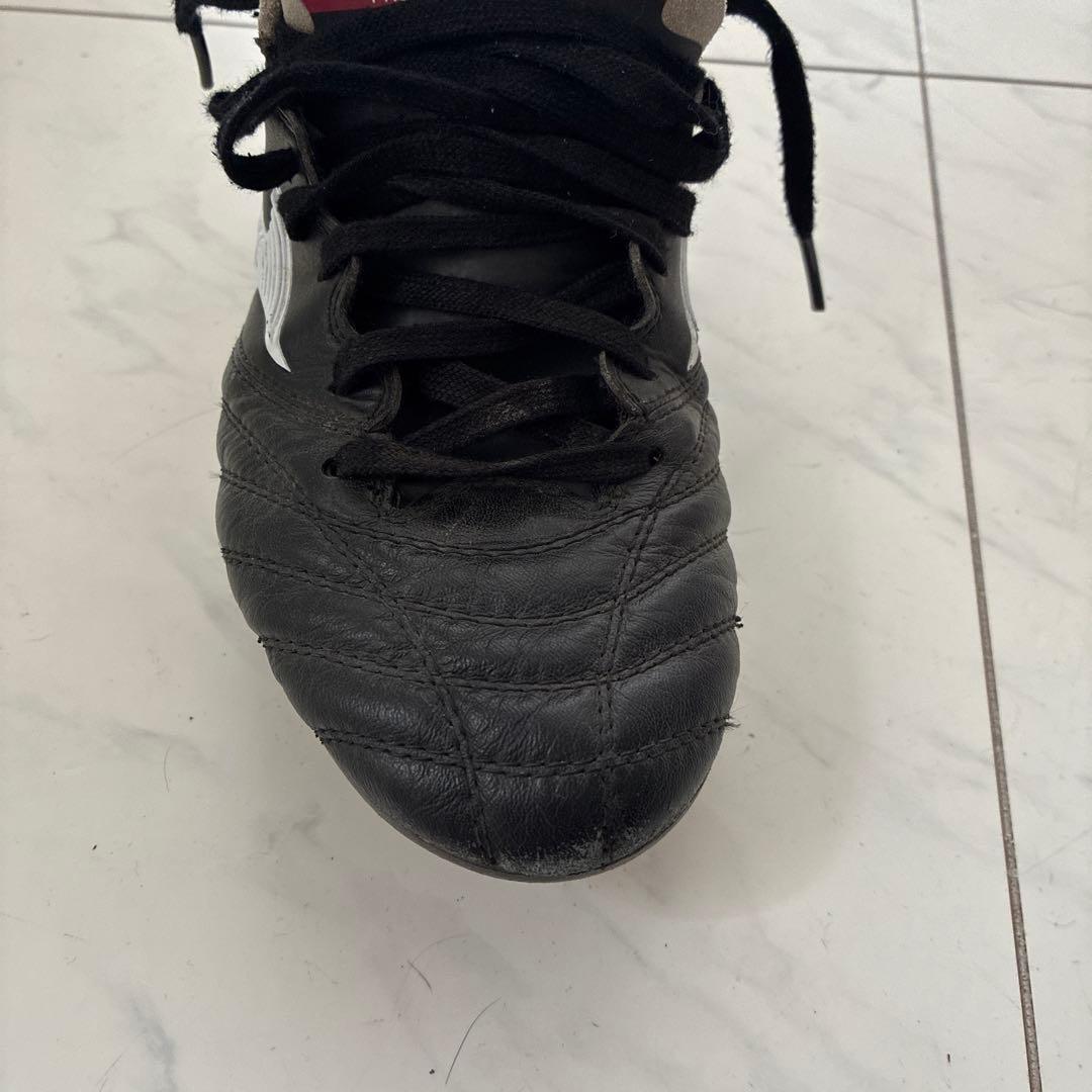 Mizuno Morelia サッカーシューズ ブラック/レッド