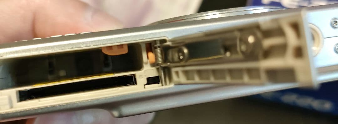 OLYMPUS CAMEDIA FE-220 シルバー 動作品 付属品付