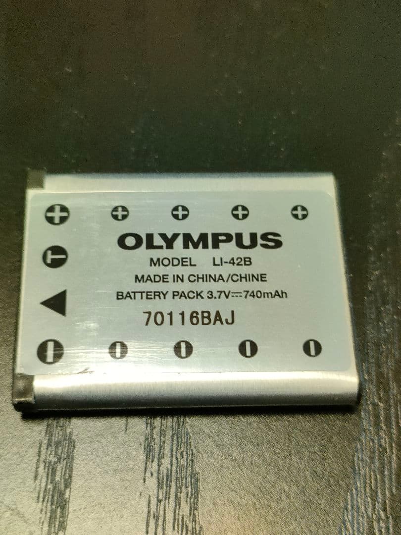 OLYMPUS CAMEDIA FE-220 シルバー 動作品 付属品付