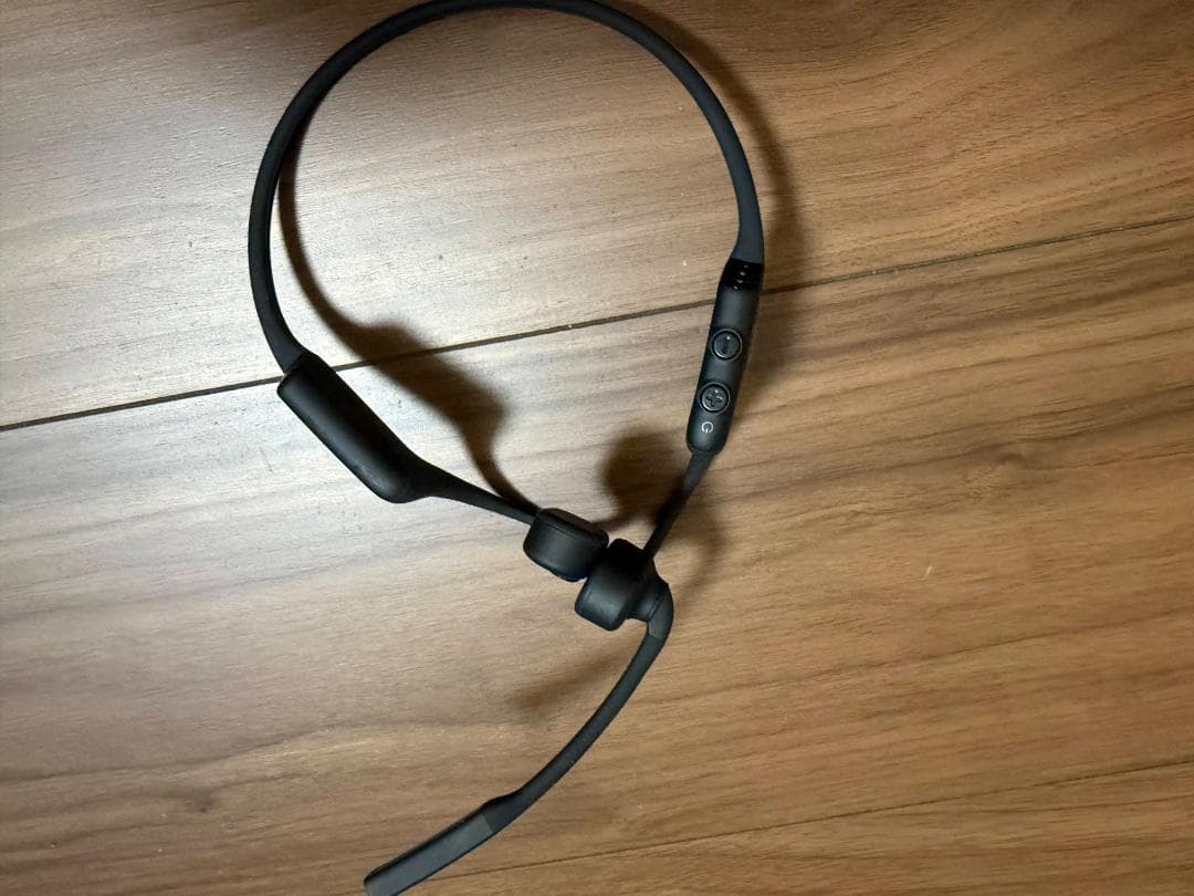 SHOKZ OPENCOMM2 + 専用ドングル(USB-C)付属骨伝導イヤホン