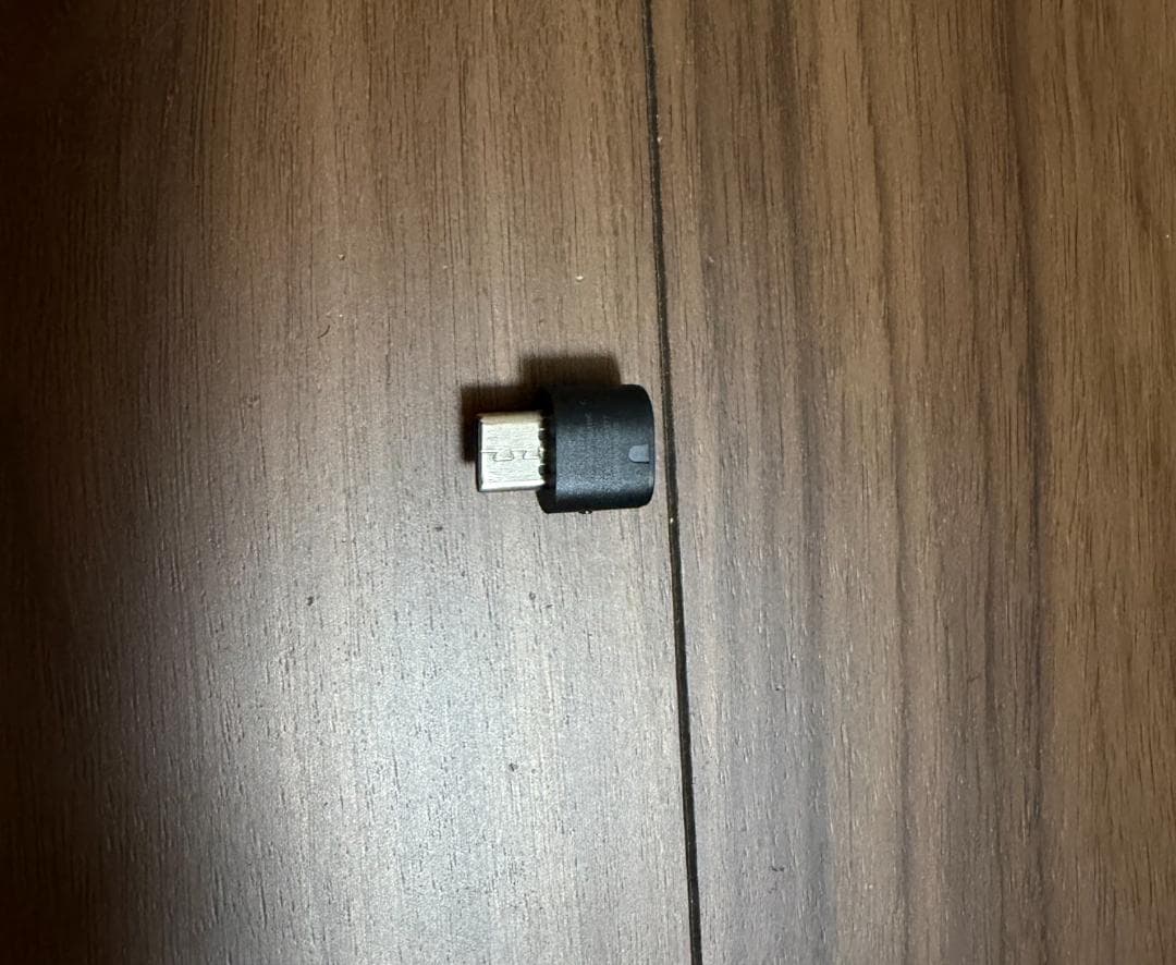 SHOKZ OPENCOMM2 + 専用ドングル(USB-C)付属骨伝導イヤホン