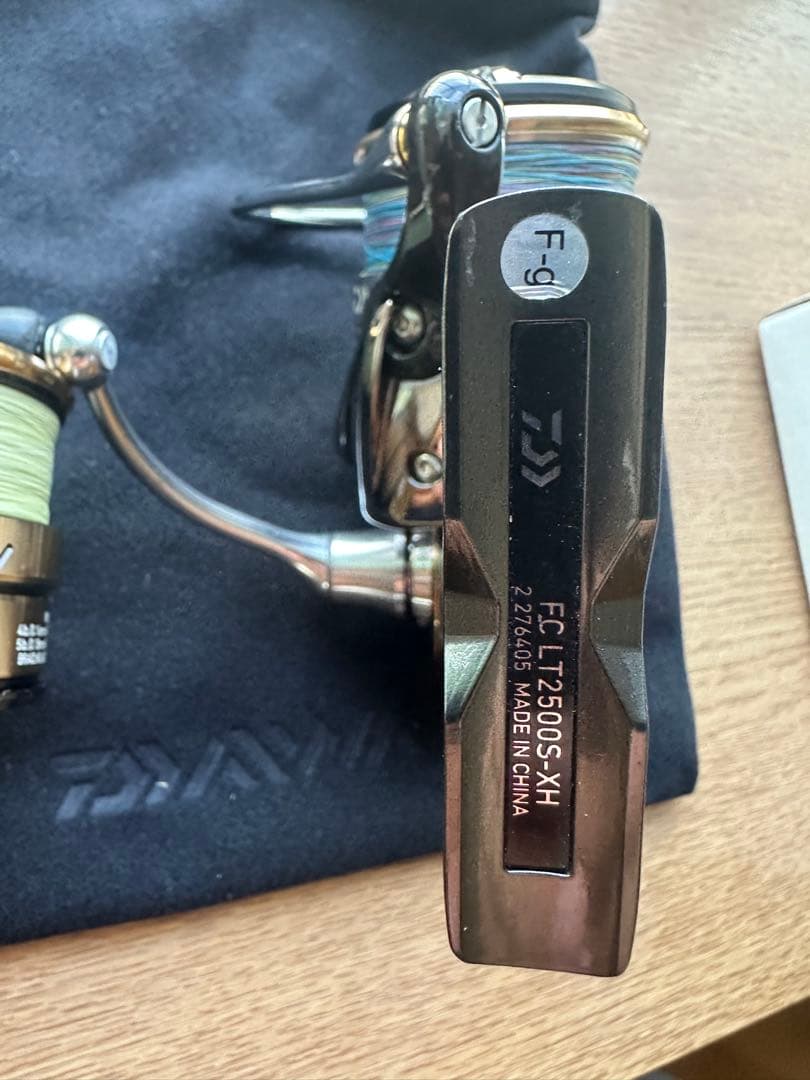 お買い得　DAIWA LUVIAS FC LT2500S-XH スピニングリール