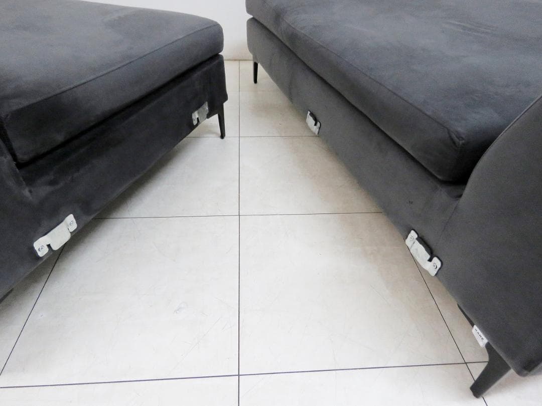 ドイツ KARE ジャンニ グレーブラック コーナーソファ 459,800円