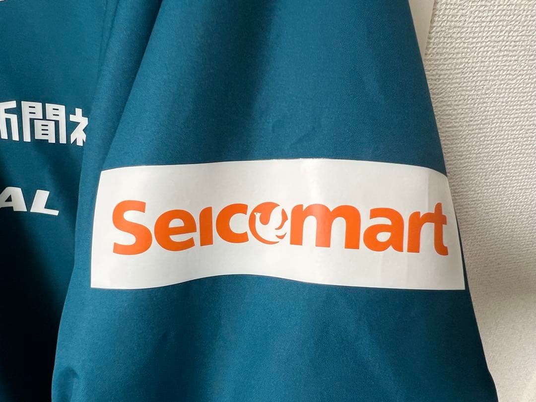 あ*し様 【美品】北海道コンサドーレ札幌 2025 ウォーマーシャツ　2XL