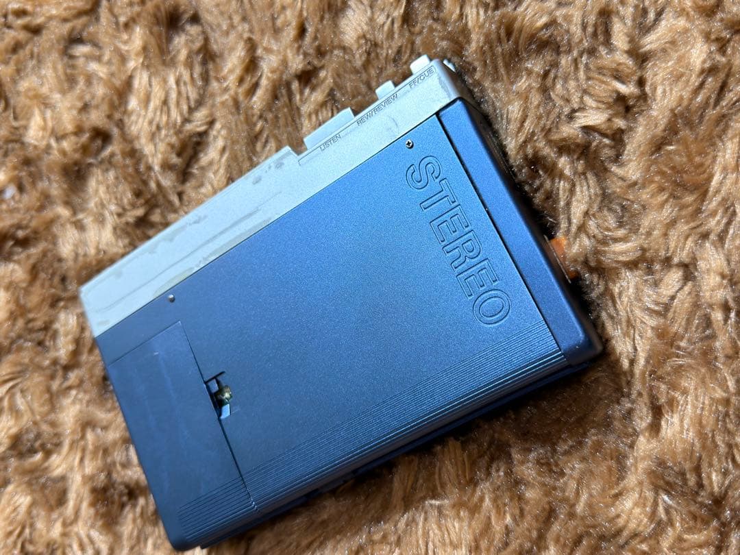SONY 初代ウォークマン　TPS-L2 カセットデッキ