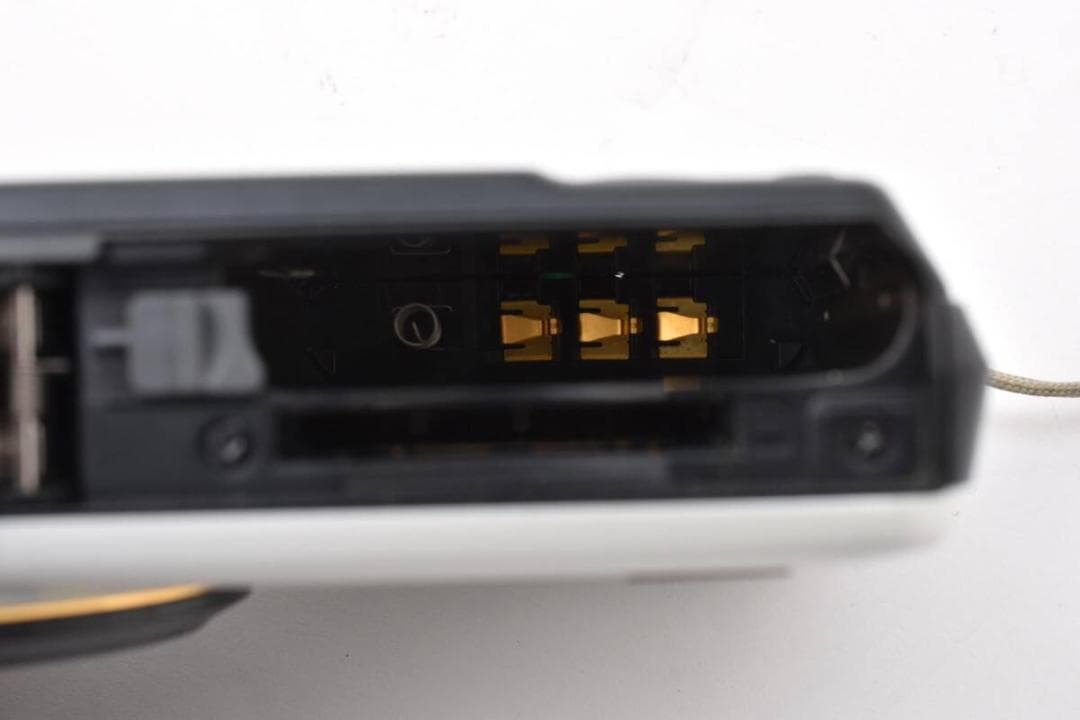 【美品】CASIO EXILIM EX-ZR15 動作品