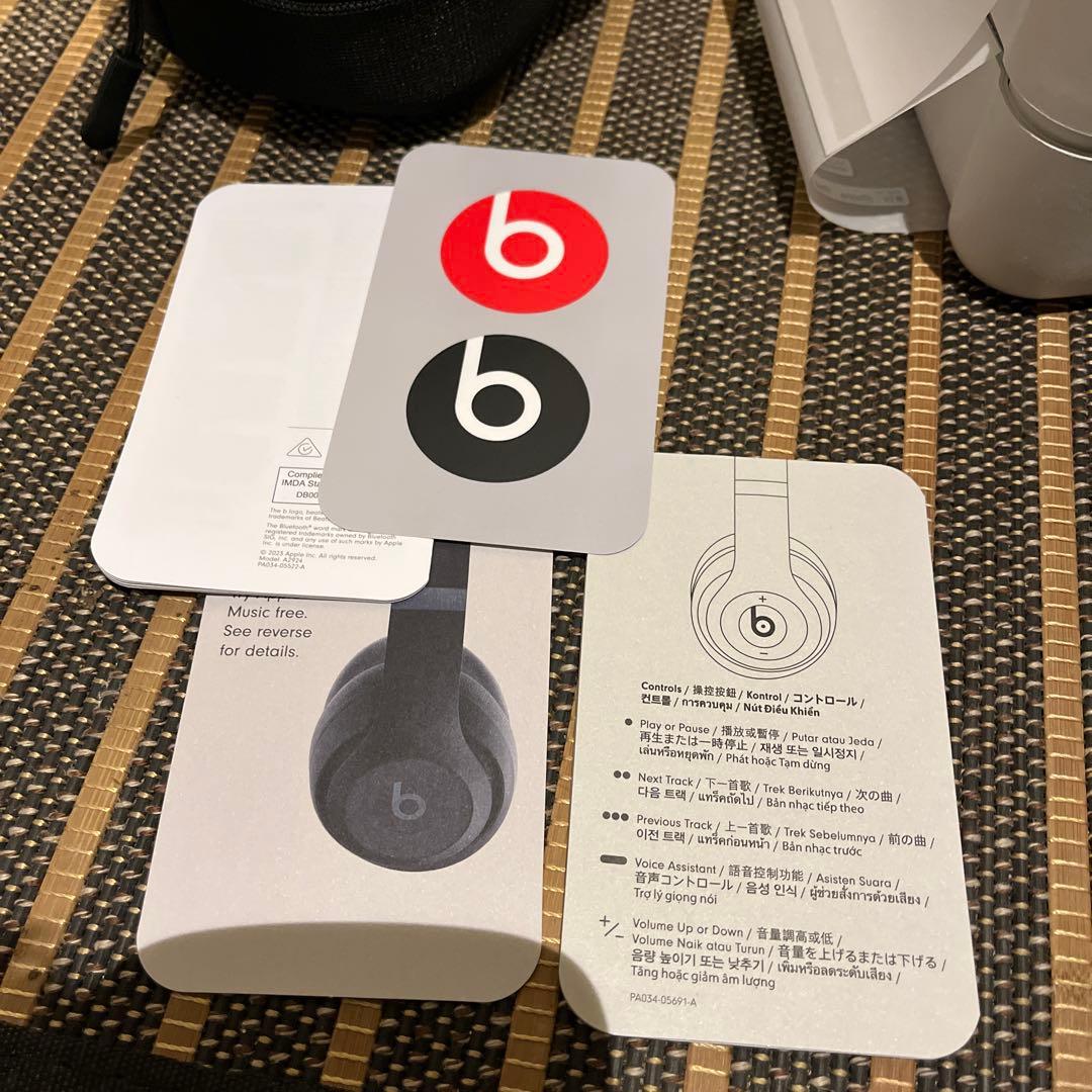 Beats Studio Proワイヤレスヘッドホン ケース付き