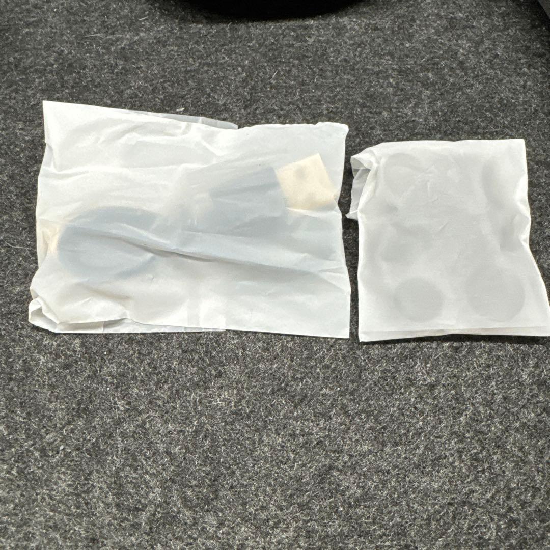 AVIOT TE-W1-PNK ピヤホン8（美品）中古フルワイヤレスイヤホン