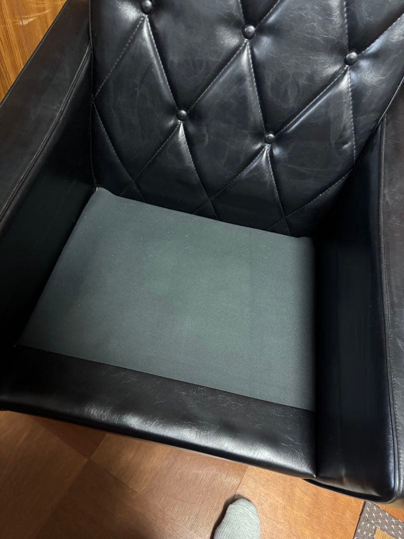 K*i様 karimoku カリモク60 ロビーチェア ソファ 1シーター ブラ