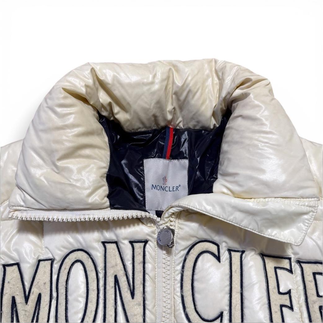 モンクレール ロゴ ホワイト ダウンジャケット LAMPO ジップ
