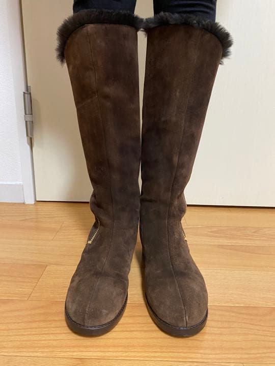 ジミーチュウブーツ