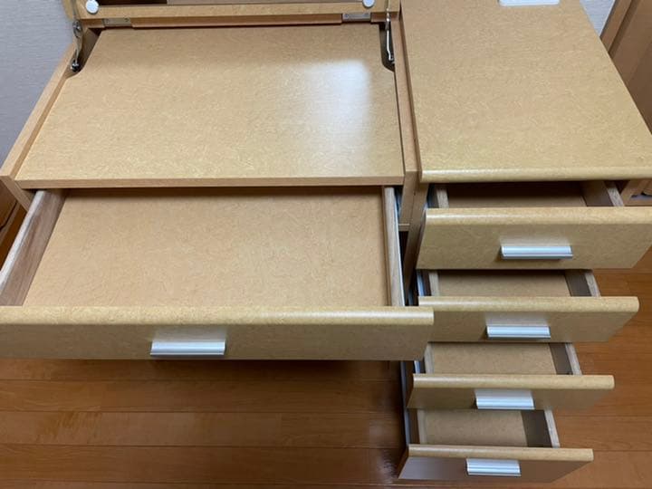 ドレッサー/鏡台/化粧台 ナチュラル コンセント付き