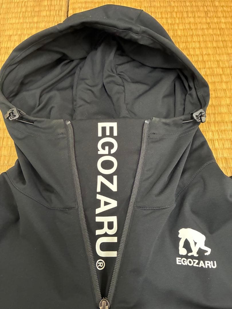 EGOZARU ブラック プルオーバー ウェア