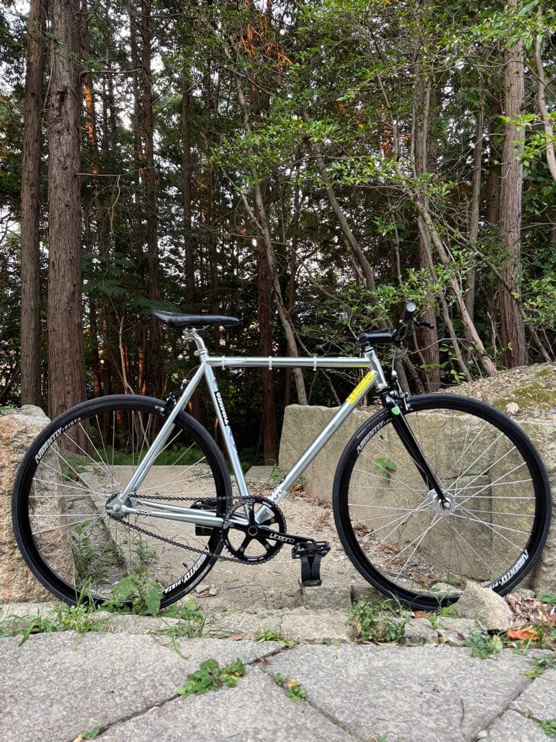 charge bikes ピストフレーム