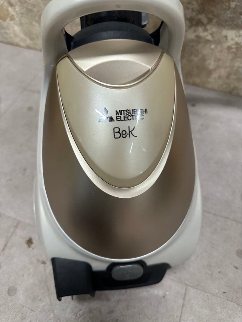 三菱電機 掃除機 TC-KSF11P-N 2024年製 軽量3.8kg