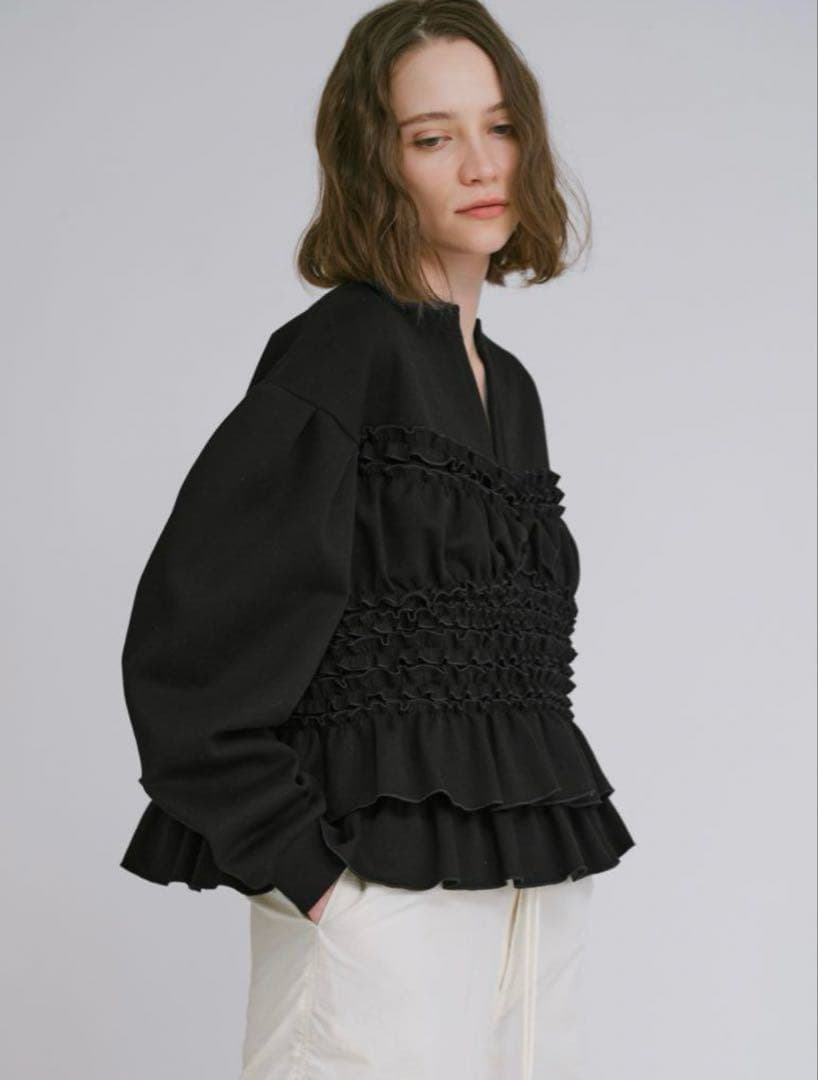 トップス stair gather frill keyneck sweat