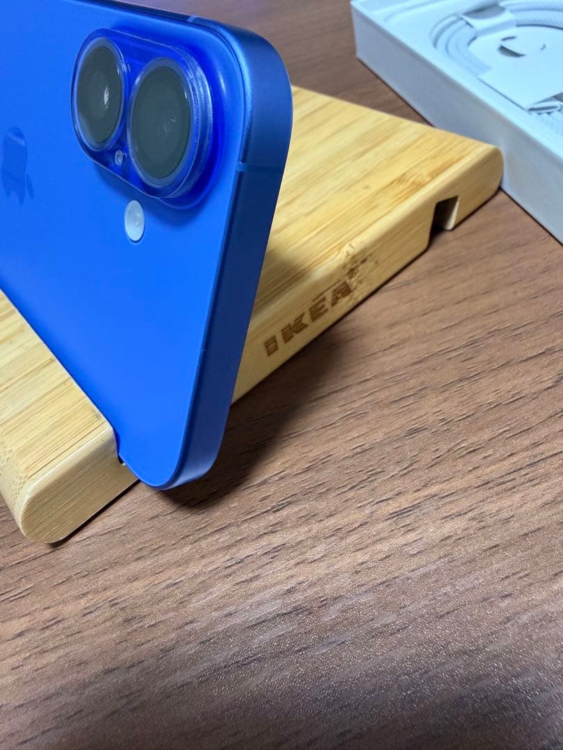 【美品】iPhone16 128GB ウルトラマリン