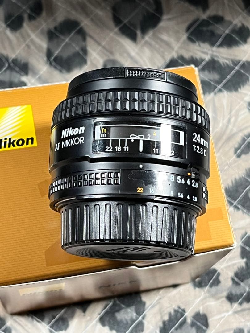 ニコンAF NIKKOR 24mm f2.8D