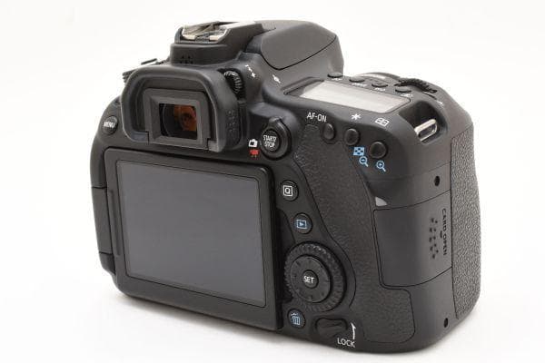 【ショット数わずか1287回】キャノン Canon EOS 80D レンズキット