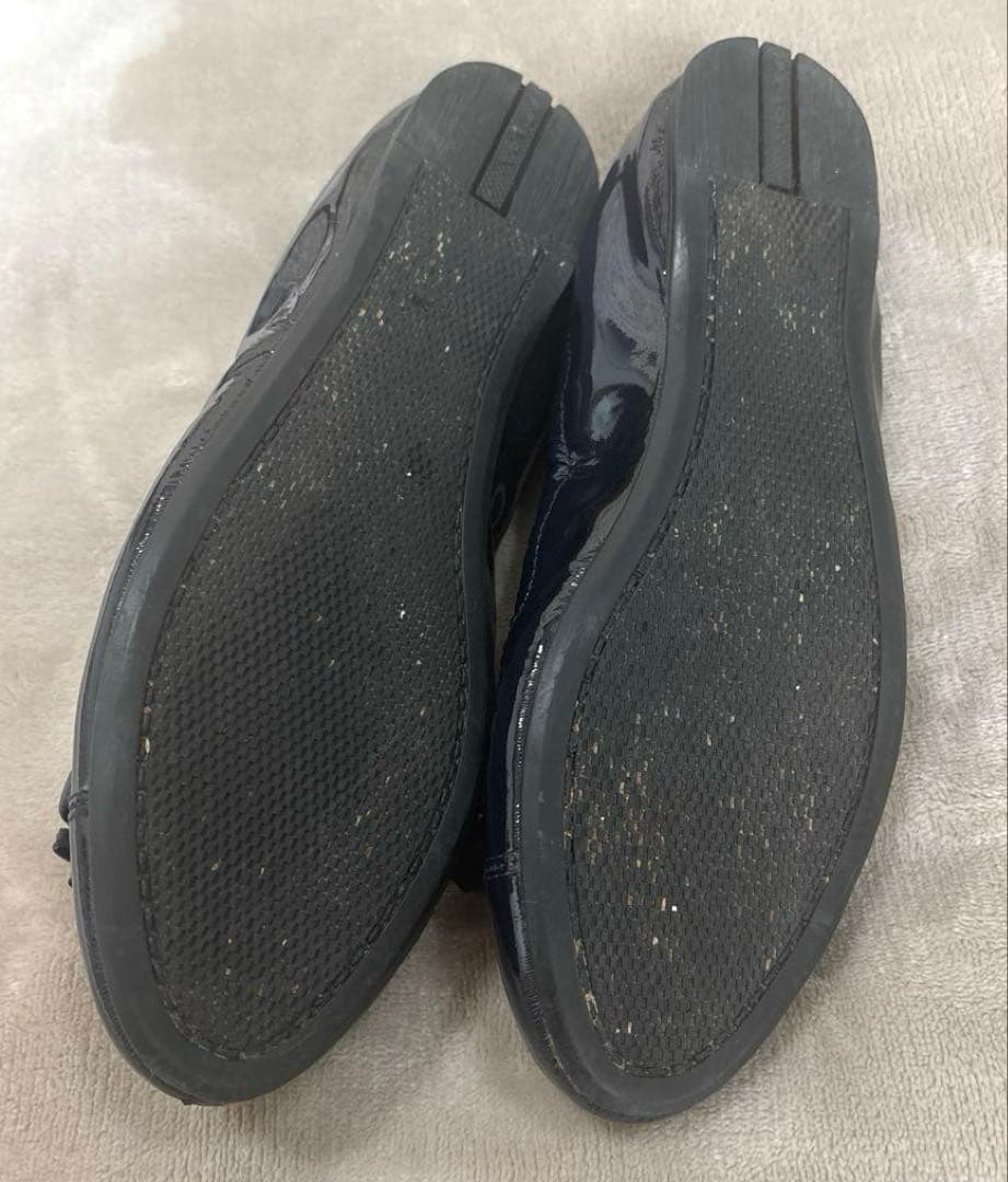 PRADA ネイビー パテントフラットシューズ