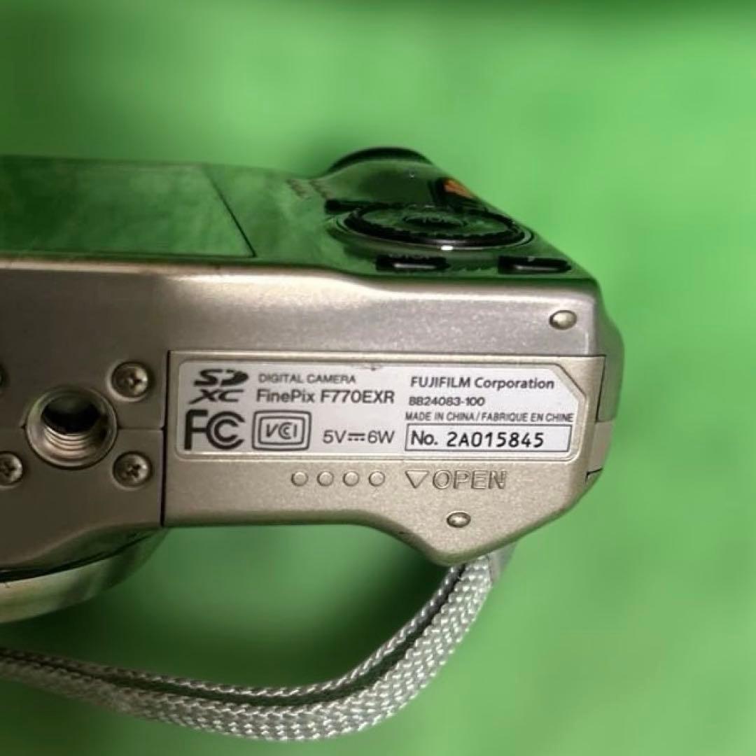FIJIFILM デジカメ FinePix F770OEX 1600画素
