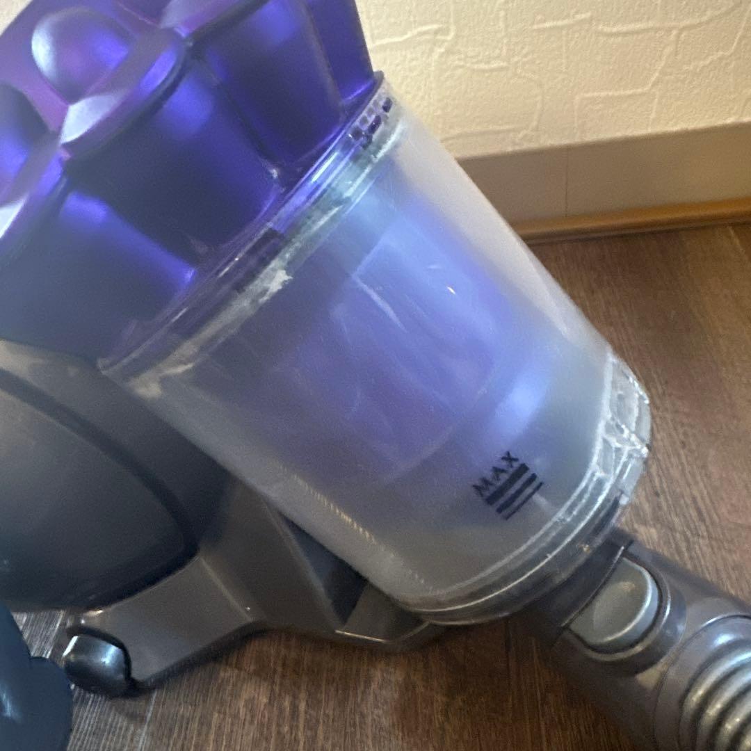 ど*り様 Dyson DC48