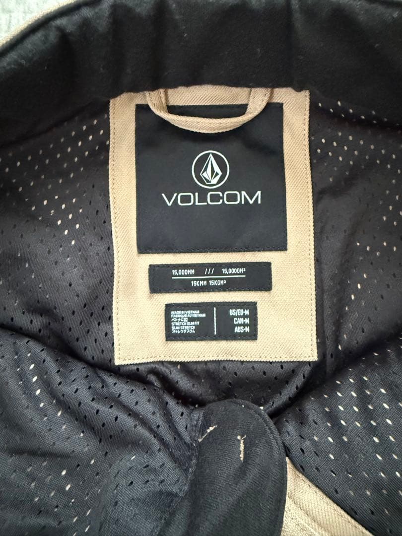 VOLCOM スノーボードパンツ