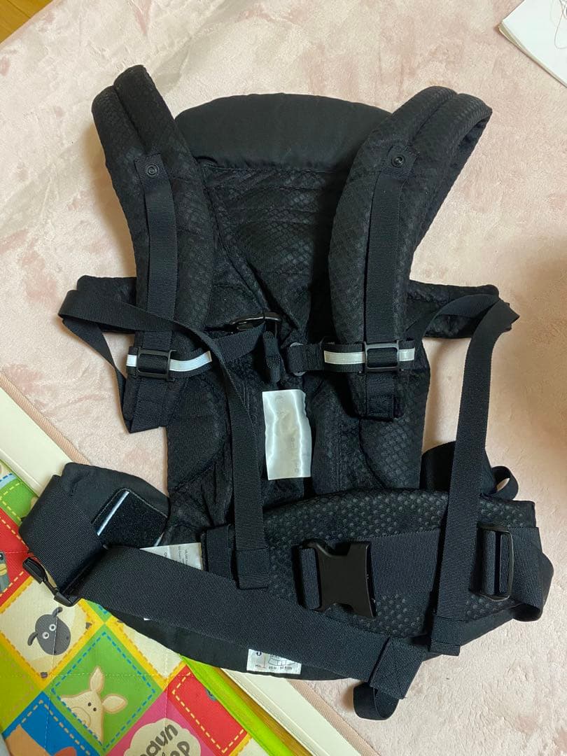 【美品】エルゴベビー オムニブリーズ 抱っこ紐 オニキスブラック ポーチ付き
