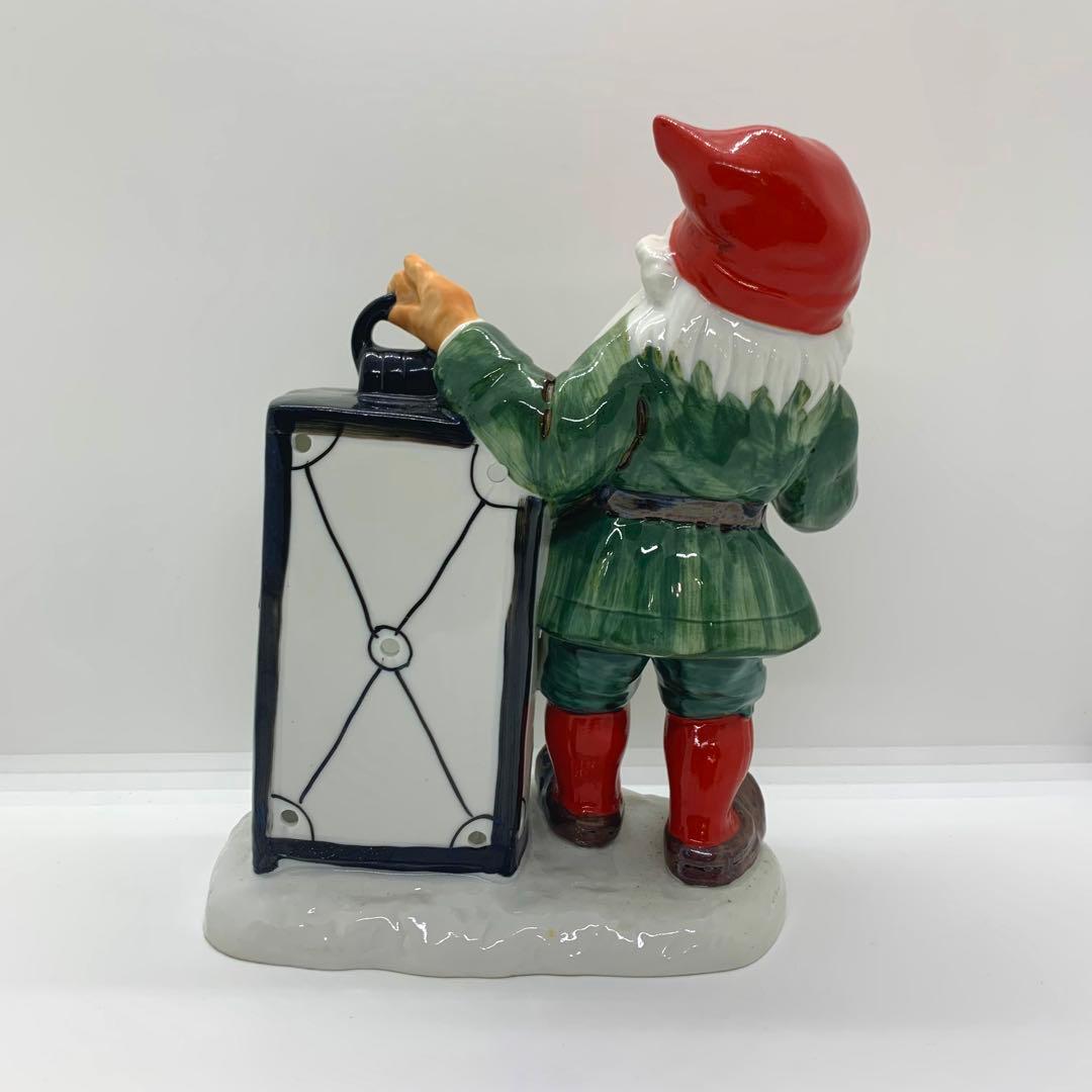イェニー・ニューストロム　トムテ　陶磁器製のランタン型フィギュリン　スウェーデン