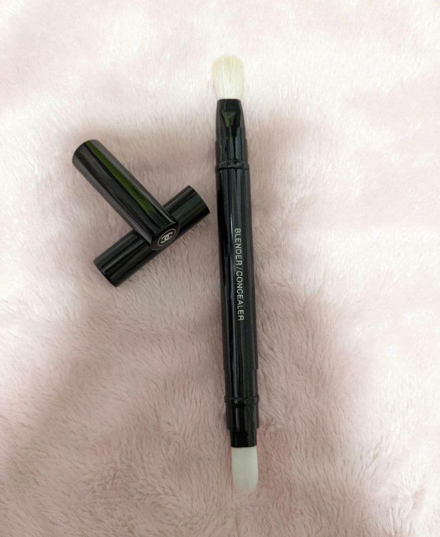 CHANEL シャネル　パンソーデュオ コントゥールブラシ1本　アイシャドウ