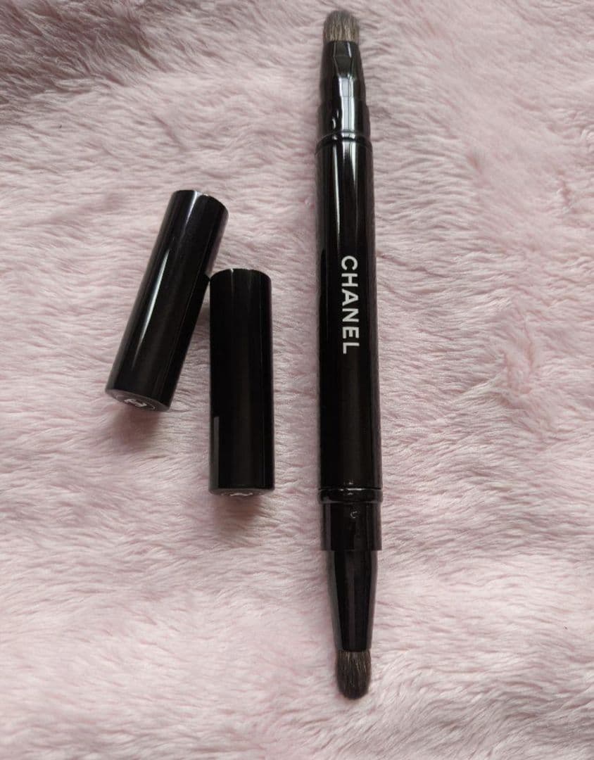 CHANEL シャネル　パンソーデュオ コントゥールブラシ1本　アイシャドウ